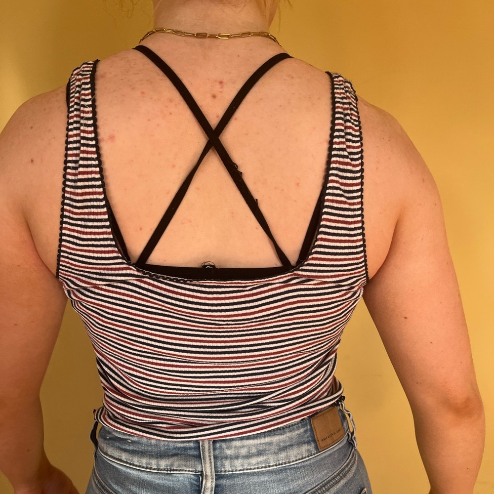 Cropped Tank - Picture 3 of 3
